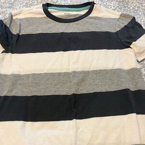 Old Navy T-shirt